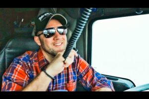 How to Talk on CB Radio: Essential Tips for Clear Communication How to Talk on CB Radio: Essential Tips for Clear Communication